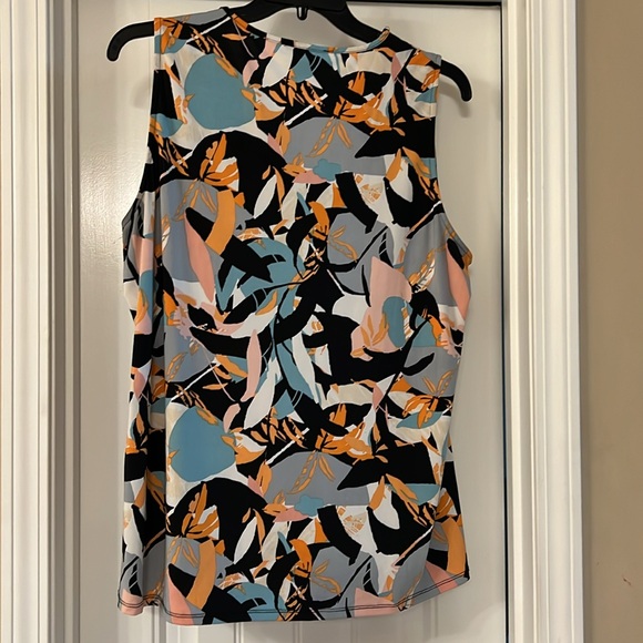 Robert Louis women’s top - Picture 4 of 4